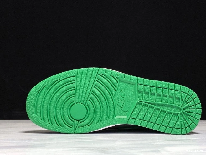 555088-030 Jordan 1 Air Green High Pine 1021